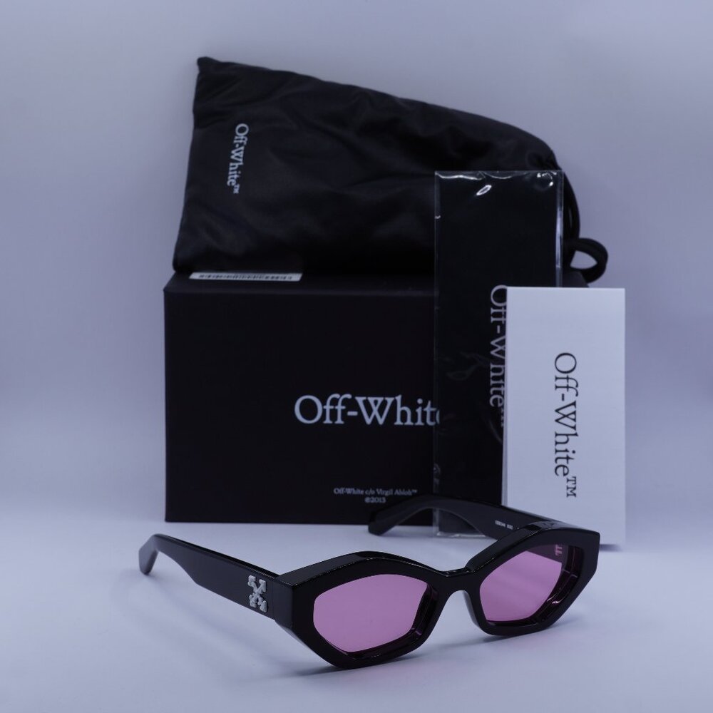 Off-White OERI144 HILO 1030 Cat Eye Sunglasses – Black/Pink